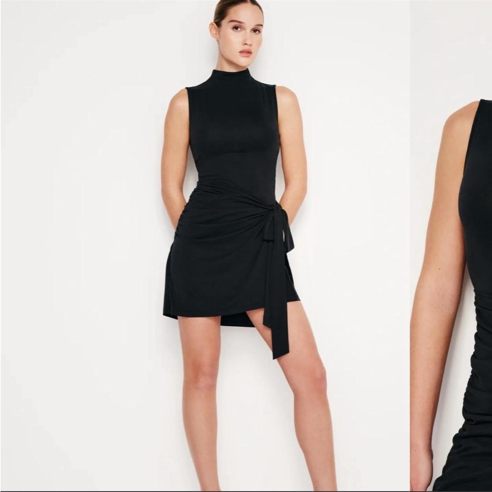 Good American Black Sleeveless Tie-Waist Mini Dress